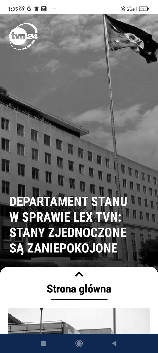 pluski76's tweet photo. Ja lubię @tvn24 ale żeby robić żałobę na swojej stronie z powodu debilnych decyzji władzy i bandyckiego sposobu stanowienia prawa to chyba trochę przesada. Poza tym 9 na 10 newsów na stronie TVN24 jest o TVN24. To chyba nie o to chodzi w telewizji informacyjnej..... https://t.co/XrOealBsnA