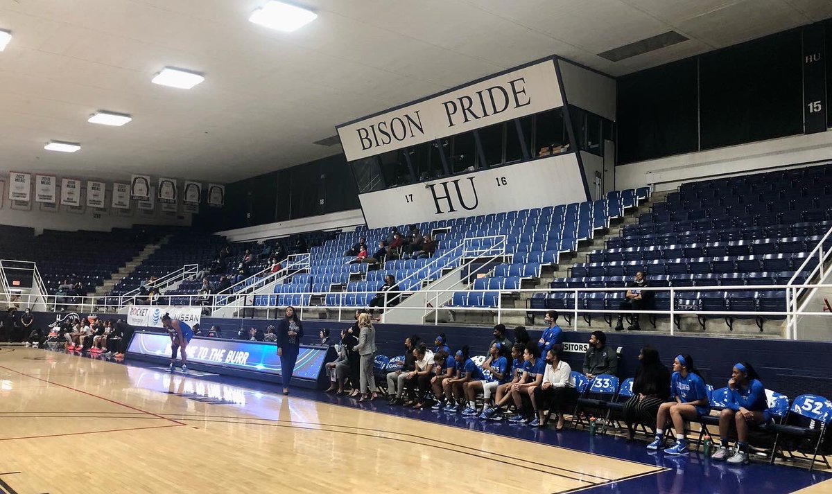 LinacreMedia's tweet photo. Friday is for the Ladies‼️

We had a great time at Howard, streaming live for @HBCUGoTV. 

#HowardBison #HUYouKnow #RespectTheMEAC @MEACSports 

#CollegeBasketball #NCAA  #LinacreMediaOnTV 🎙🎥🎛🦬🏀 https://t.co/zgLzL7LUUY