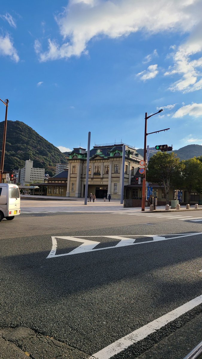 banban5677's tweet photo. 展望からみた　＃門司港駅 https://t.co/ikUwHPOEVO