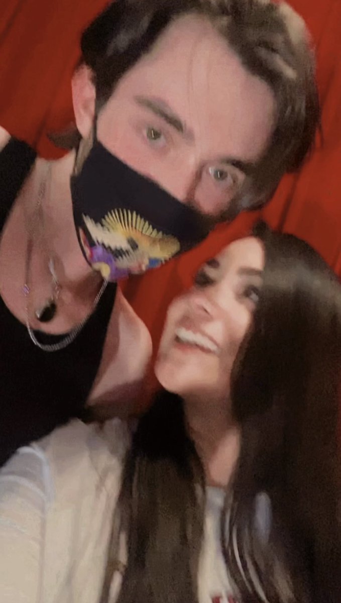 daanbiebs's tweet photo. I waited 10 years for that hug, it was worth it all @greysonchance ❤️ https://t.co/6O9SvuU4As