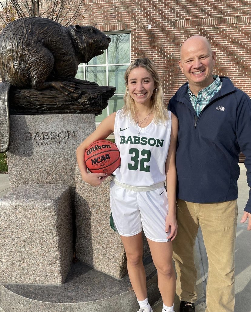 DXSF_GBBall's tweet photo. Congratulations to Caroline Stasio on her acceptance to Babson to play basketball!!! We are so proud of you! https://t.co/EecnhA5SGv