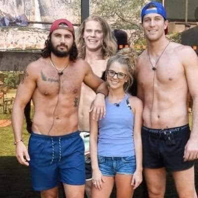 ByeByeBitchesB6's tweet photo. It. Took @nicolefranzel alot of guys and alot of tries @JanellePierzina @CBSBigBrother. @flyonthewallent #Fruitloopdingus for life ❤👠👠❤ https://t.co/BuHvNbCF72