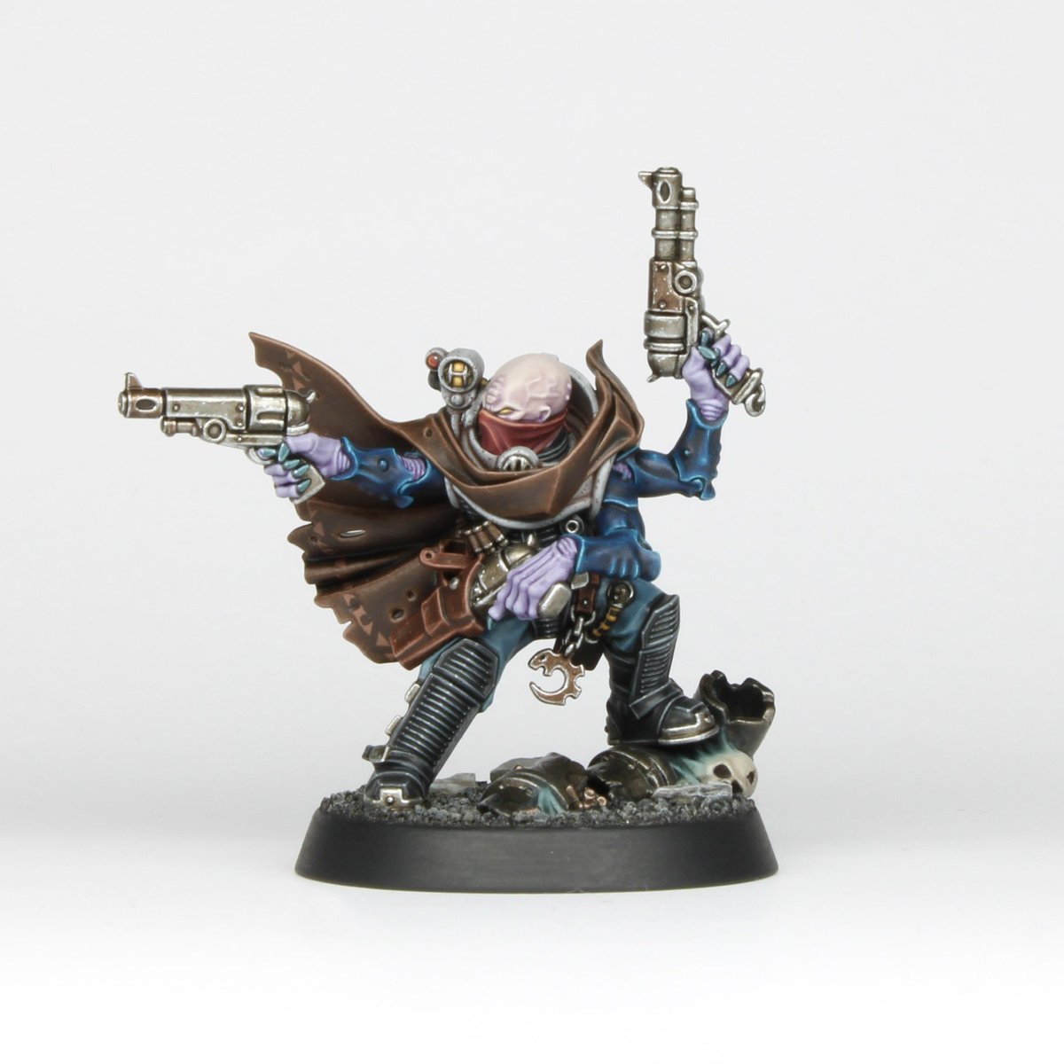 fullofpaint2's tweet photo. Another quick model I painted recently! Such a awesome model! #kelermorph #genestealercults #eavymetal #WarhammerCommunity #warhammer #40k https://t.co/423EzYP5mv