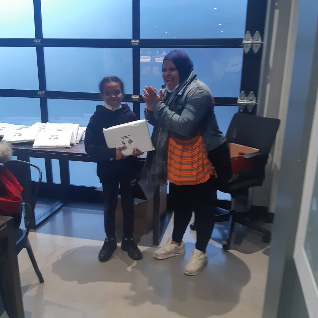 Collectivegrou1's tweet photo. Now more than ever many childrens will be going virtually with no proper laptops for learning. We want to show that the need is everywhere and collective Group works without neighborhood borders. Thank you to our Unity Mobile Lead Khairiya @kiki7641 and Leah for advocating https://t.co/czPh4gniNc