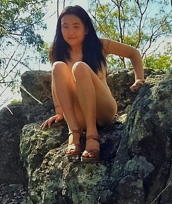 I love dirty talking and posting on my discord. Cum and join me. It's a fun time 😉 https://t.co/M8jrypiWFk #naturistlife<a href="/tag/discord"class="tags"><span>#discord</span></a><a href="/tag/naturistlife"class="tags"><span>#naturistlife</span></a><a href="/tag/naturistlifestyle"class="tags"><span>#naturistlifestyle</span></a><a href="/tag/nudistwoman"class="tags"><span>#nudistwoman</span></a>