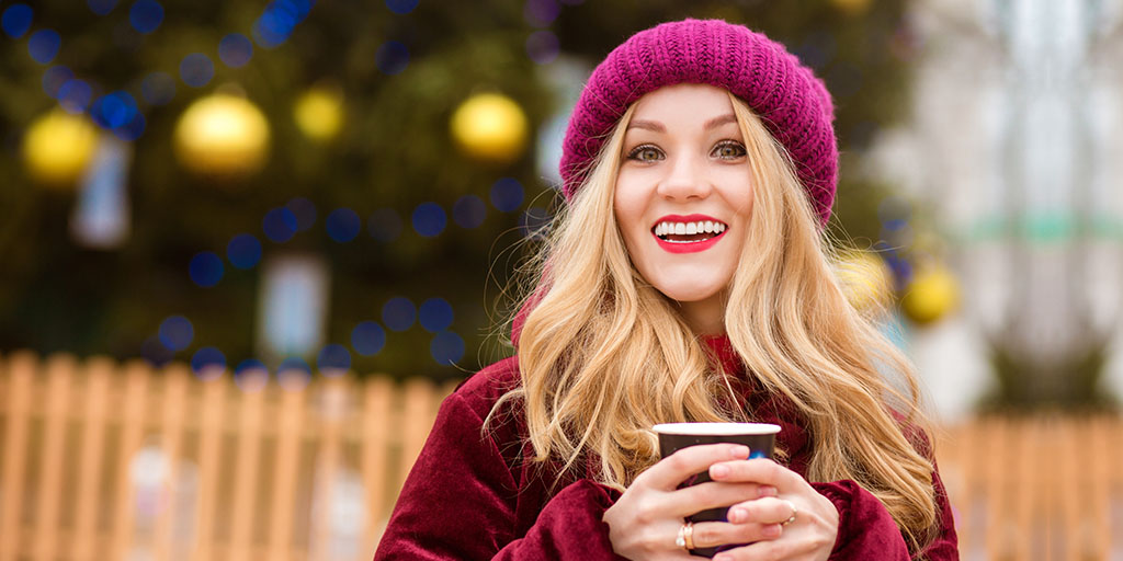 Dentures_Plus's tweet image. Feel beautiful and confident about your teeth with dental caps that look natural. 🦷😁
Our team will design custom caps to fit your smile goals. 👨‍⚕️👩‍⚕️ #Caps #TeethCaps #DentalCaps #DentalCrowns