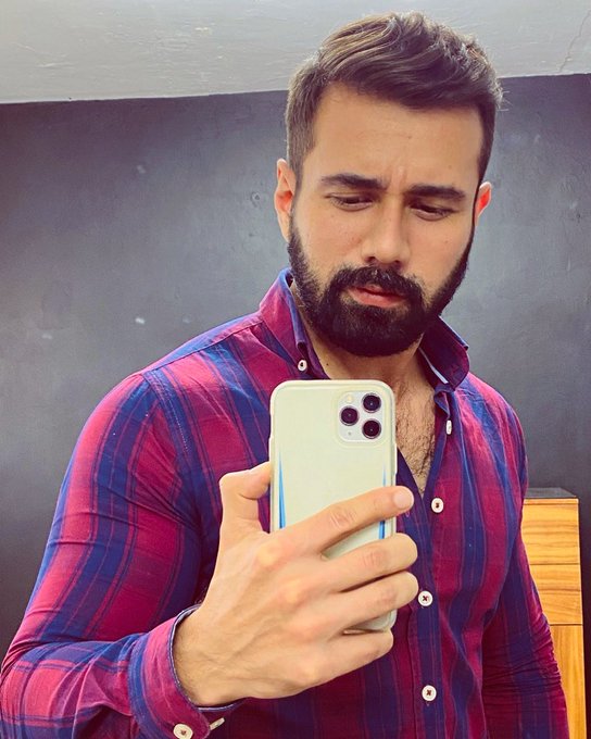 Haircut 💈 https://t.co/km5VGwQYWP<a href="/tag/tbt"class="tags"><span>#tbt</span></a>