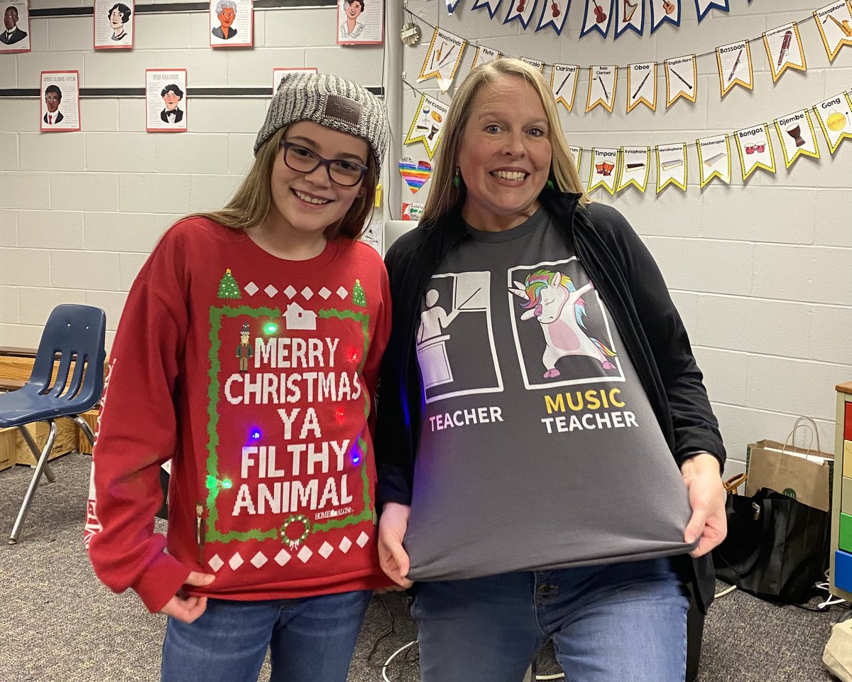 HTmusicroom's tweet photo. Why yes, I am a dabbing rainbow unicorn! Thanks for noticing, E! #holidayfun #perfectgift #wemakemusic https://t.co/MakKwIO3L0
