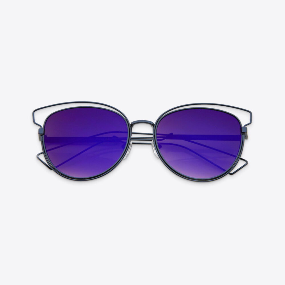 femminity's tweet photo. #dress #womenswear Women’s Blue Gradient Wire-Detail Sunglasses https://t.co/63LosCtfzq https://t.co/VzwW2pedxC
