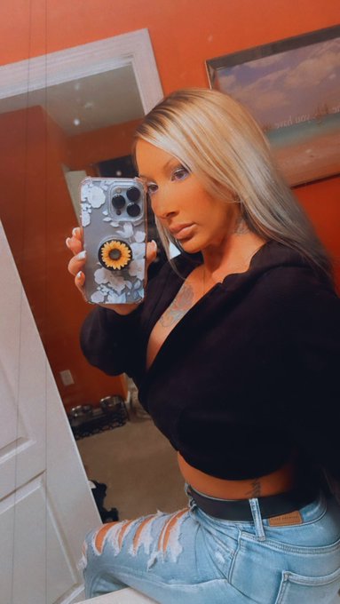 TW Pornstars - Lacey Denae. The latest pictures and videos from Twitter