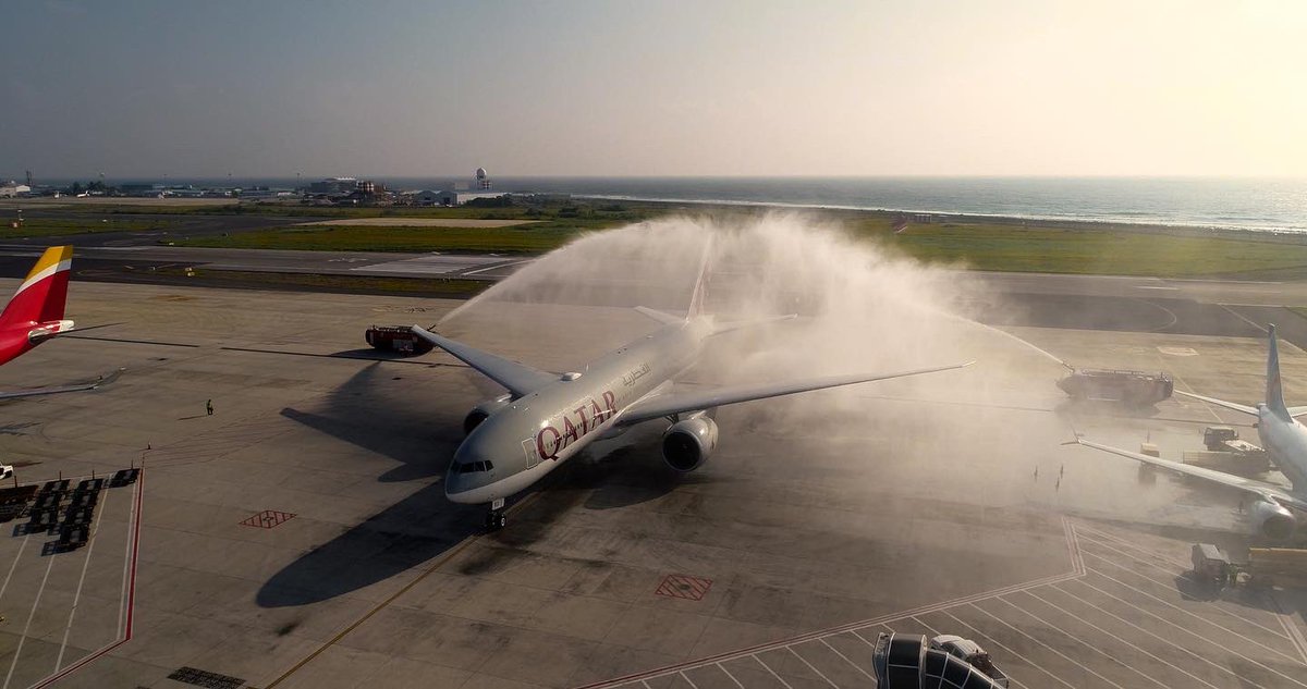 VelanaAirport's tweet photo. Today commemorates the 20th anniversary of @qatarairways flights to the #Maldives ☀️🏝 ✈️ 😊 
It’s been an incredible journey together and wish for many more years to come 🇶🇦 🇲🇻 

#VisitMaldives 
#GoingPlacesTogether
#Qatar20MV https://t.co/DnNrDuYLQG