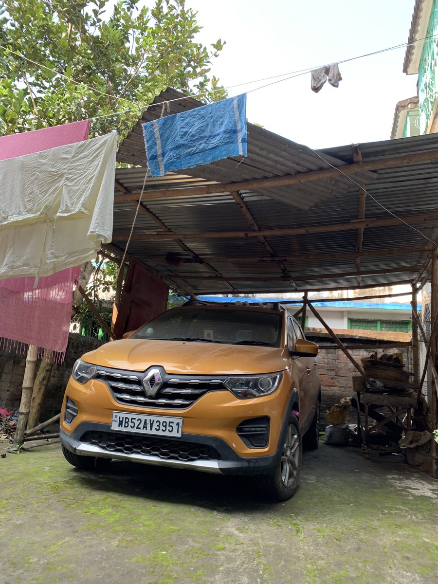 poetryofpratyay's tweet photo. New update in Nuralcam solves the HDR underexpose issue in #iPhone 
This was exclusively a nightmode camera app but with the latest update works for daylight HDR images as well. 
1. Default iPhone HDR
2. NeuralCam (this is a paid app)
@HFVUnbox @GyanTherapy @geekabhishek_ https://t.co/7cSv71C7KE