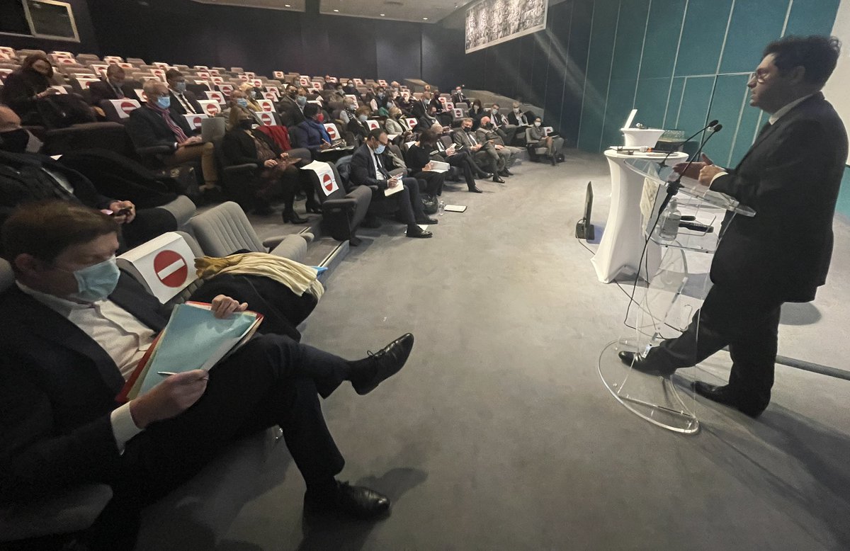 Philippe Lamblin (@lamblinphilippe) on Twitter photo 2022 Ambition EMPLOI <a href="/hautsdefrance/">Région Hauts-de-France</a> Les acteurs ENSEMBLE pour permettre aux entreprises d’embaucher + , pour qu’aucun jeune ( ou ainé) soit OUT , pour aider à + de créations d’entreprises. Le cap a été fixé par <a href="/prefet59/">Préfecture de la région Hauts-de-France et du Nord</a> <a href="/AcLille/">Académie de Lille</a> <a href="/AcAmiens/">Académie d'Amiens</a> <a href="/rigaud_laurent/">Laurent Rigaud</a> avec @FredericDanel 2022 Ambition EMPLOI <a href="/hautsdefrance/">Région Hauts-de-France</a> Les acteurs ENSEMBLE pour permettre aux entreprises d’embaucher + , pour qu’aucun jeune ( ou ainé) soit OUT , pour aider à + de créations d’entreprises. Le cap a été fixé par <a href="/prefet59/">Préfecture de la région Hauts-de-France et du Nord</a> <a href="/AcLille/">Académie de Lille</a> <a href="/AcAmiens/">Académie d'Amiens</a> <a href="/rigaud_laurent/">Laurent Rigaud</a> avec @FredericDanel