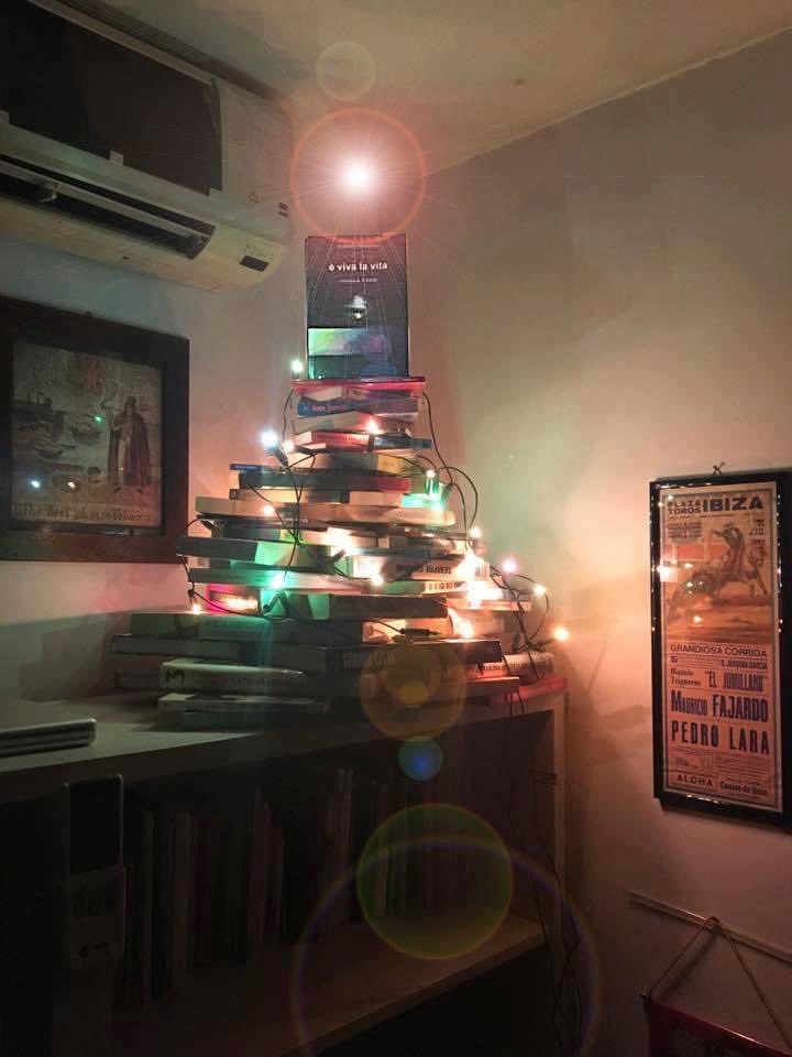 RebopuntoG's tweet photo. e niente ..  ho fatto anch'io il mio alberello.. 🎄
è viva la vita.. è viva la musica.. e rinasce ogni giorno.. https://t.co/BK6ux9mmx8