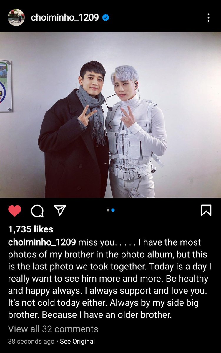 ahgasonepandwol's tweet photo. Minho's message is so sweet 🥺 #YouDidWellJonghyun #JonghyunWeLoveYou #Jonghyun https://t.co/kY2iWsQTXa