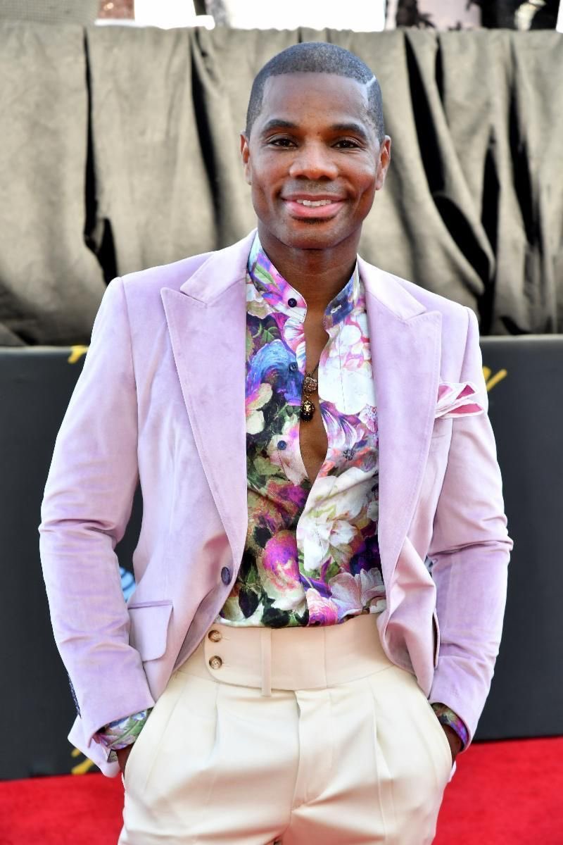 CeceF's tweet photo. We are already starting off fire π₯ as we celebrate the incomparable @kirkfranklin in @flowerbombch on @Clubhouse tonight thanks to @morganrhodes @HansElder @joy_trible All the #teamfeels & #teamshoulders for Jesus tonight πΌππΈπΊ #flowerbombch https://t.co/og8sLwj0Ra