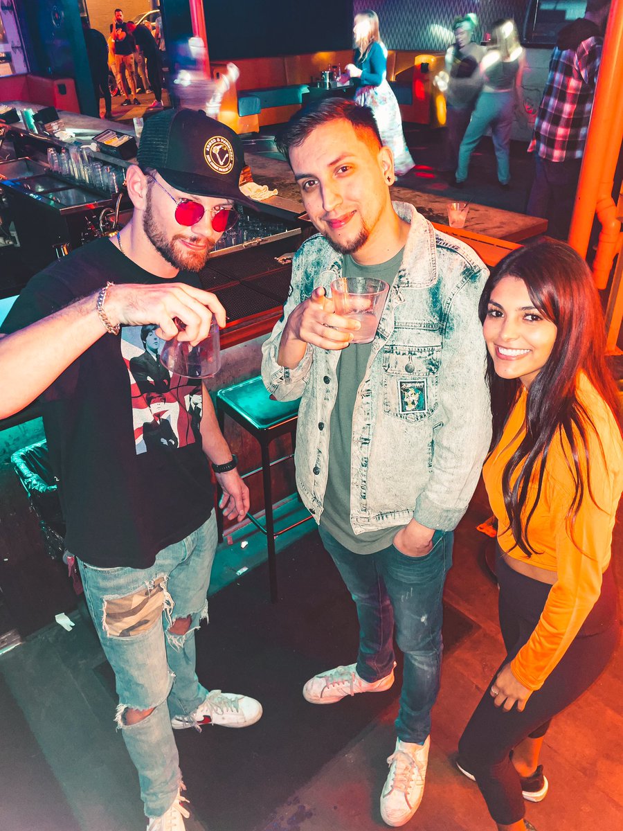 ajsanchezzz_'s tweet photo. Come thru. If you need a drink tonight. Concrete Cowboy on W 6th St. https://t.co/1DMZINxmVR