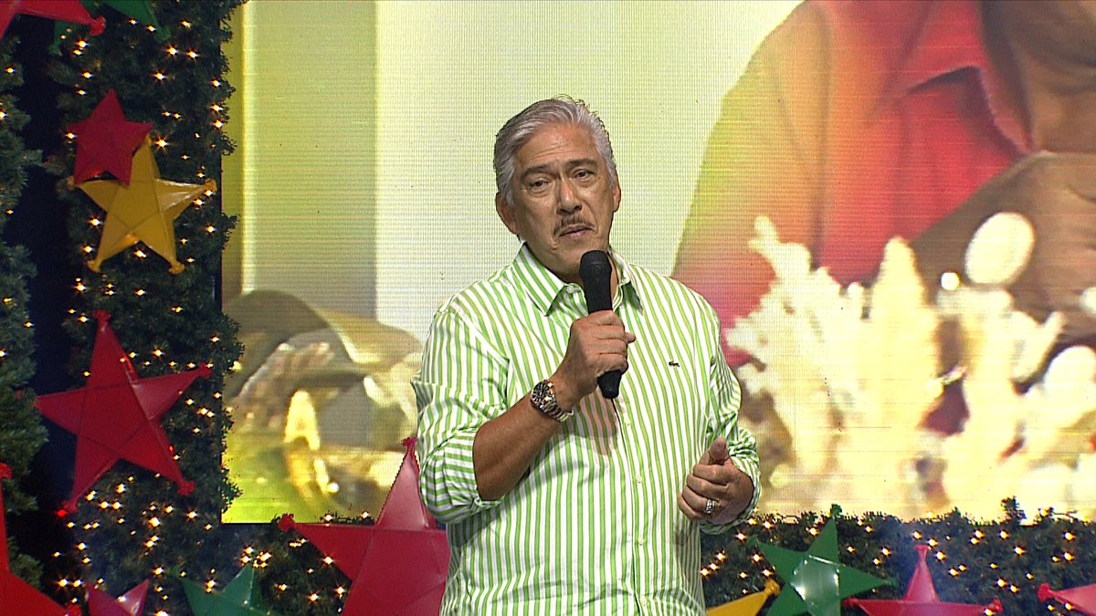 EatBulaga's tweet photo. Parating Na Ang Pasko, Dabarkads! https://t.co/59eEQeyZit