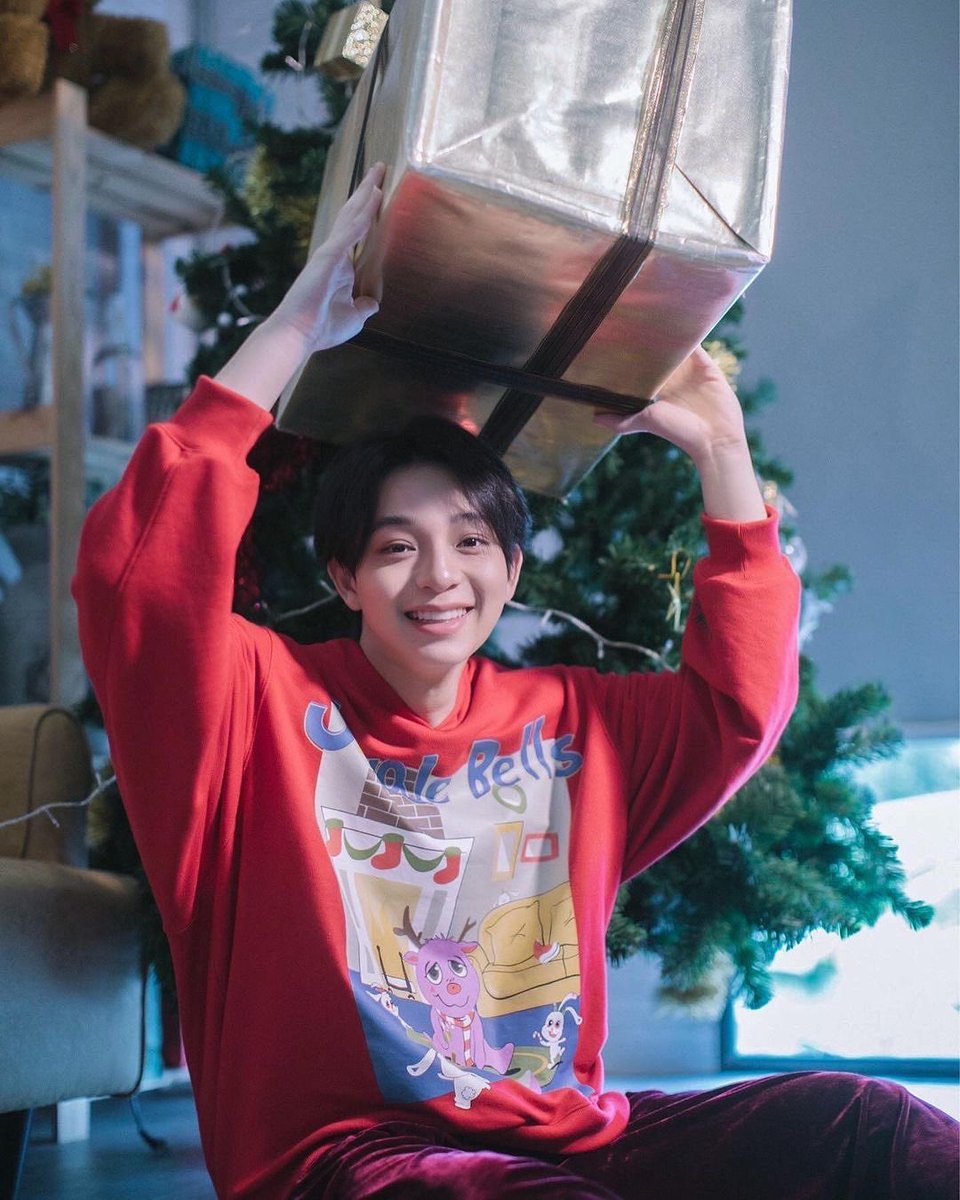 GogutoKaka's tweet photo. เจอกันนะครับเด็กอ้วนของแมะ
#บาสเด็กอ้วนที่แท้จริง
#Gameroomrabbit https://t.co/EoxqKdcd6p