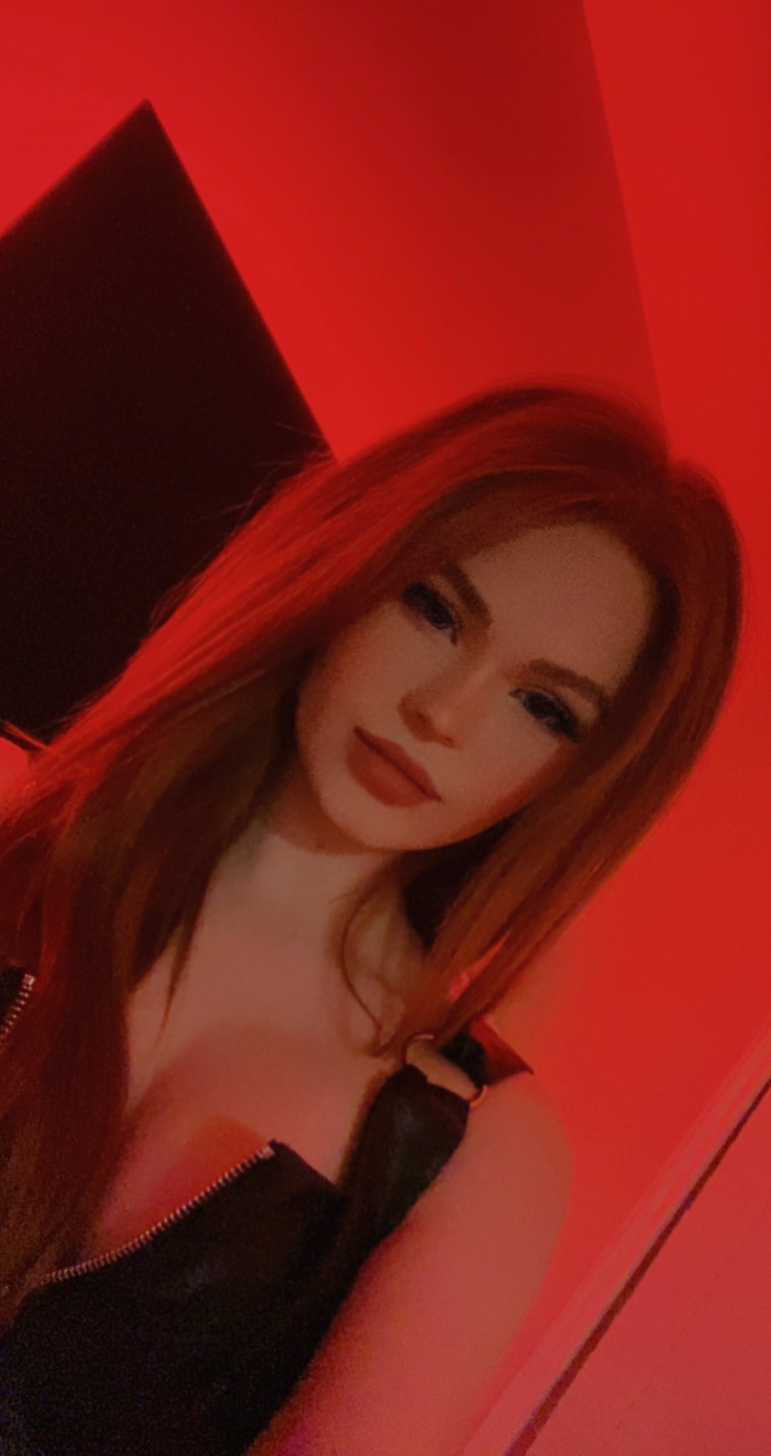 Faith 🌼 on Twitter: "In case you forgot what my face looked like 😋