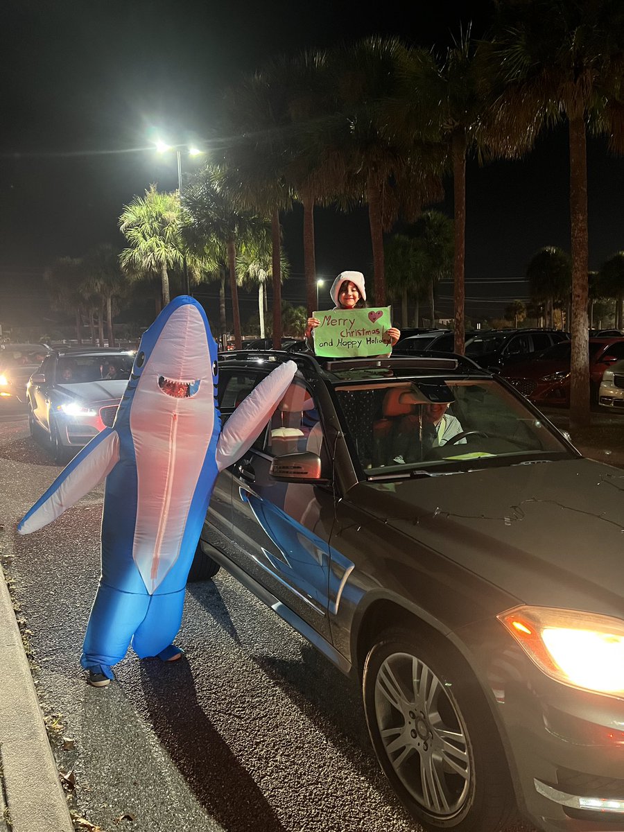 HCPSSummerfield's tweet photo. Shark sing-a-long drive through! ❤️🦈 https://t.co/RhWo1oSMqF