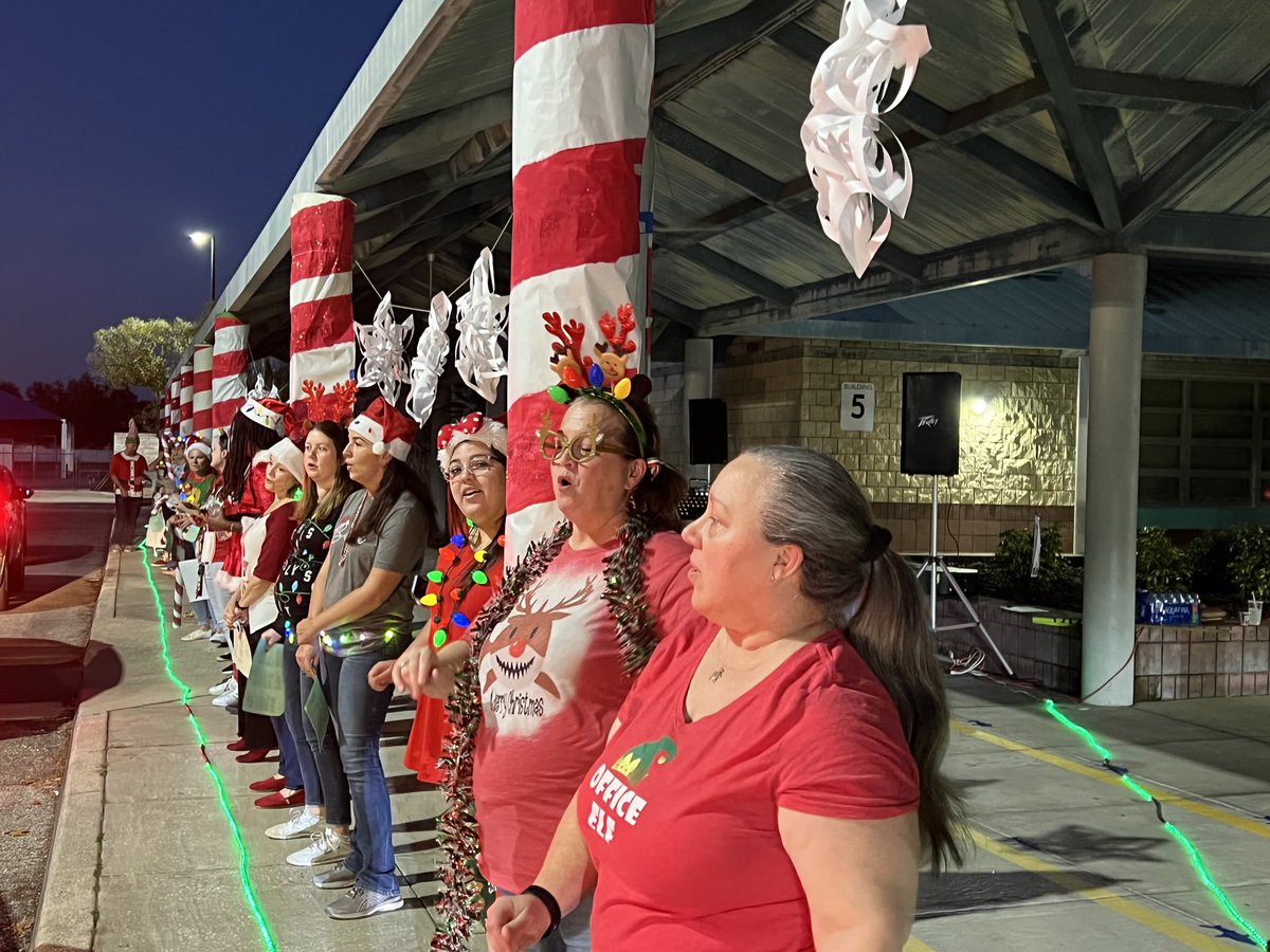 HCPSSummerfield's tweet photo. Shark sing-a-long drive through! ❤️🦈 https://t.co/RhWo1oSMqF