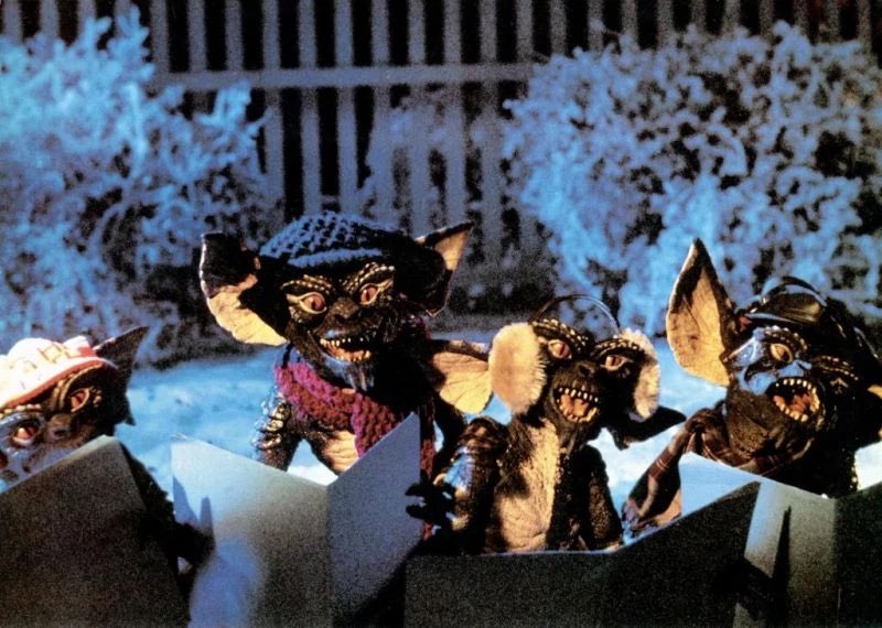 brianmcbone's tweet photo. Best. Carolers. Ever. #Gremlins84 https://t.co/wBtgiQ1N3D