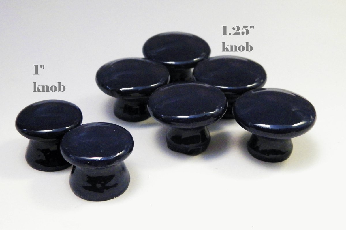 ruralgals's tweet image. 🐕 Big deals! Navy Blue Hand Painted Knobs for Cabinet/Pantry Doors &amp;amp; Drawers, Available in 1.5, 1.25, 1" and 2". Add to Your Nautical or Beach Decor. only at $5.30 on etsy.com/listing/453196… Hurry. #PaintedKnobs #DecorativeKnobs
