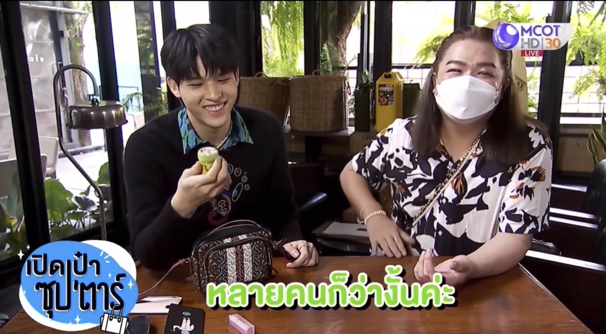 sky_everyday25's tweet photo. สกายน่ารักกับก้อนเสมอเลย ทั้งยาดมทั้งสเปย์แอลกอฮอล์ ไปชมความน่ารักของสกายกันได้ที่
📌https://t.co/LKhG8o9fF0 จิ้มลิ้งค์นี้ได้เลย
#skywongravee
#ก้อนเมฆของสกาย
#mcloudy
#sky_everyday25
#9MCOTHD
#เปิดเป๋าซุปตาร์ https://t.co/0XUTBFuiRG