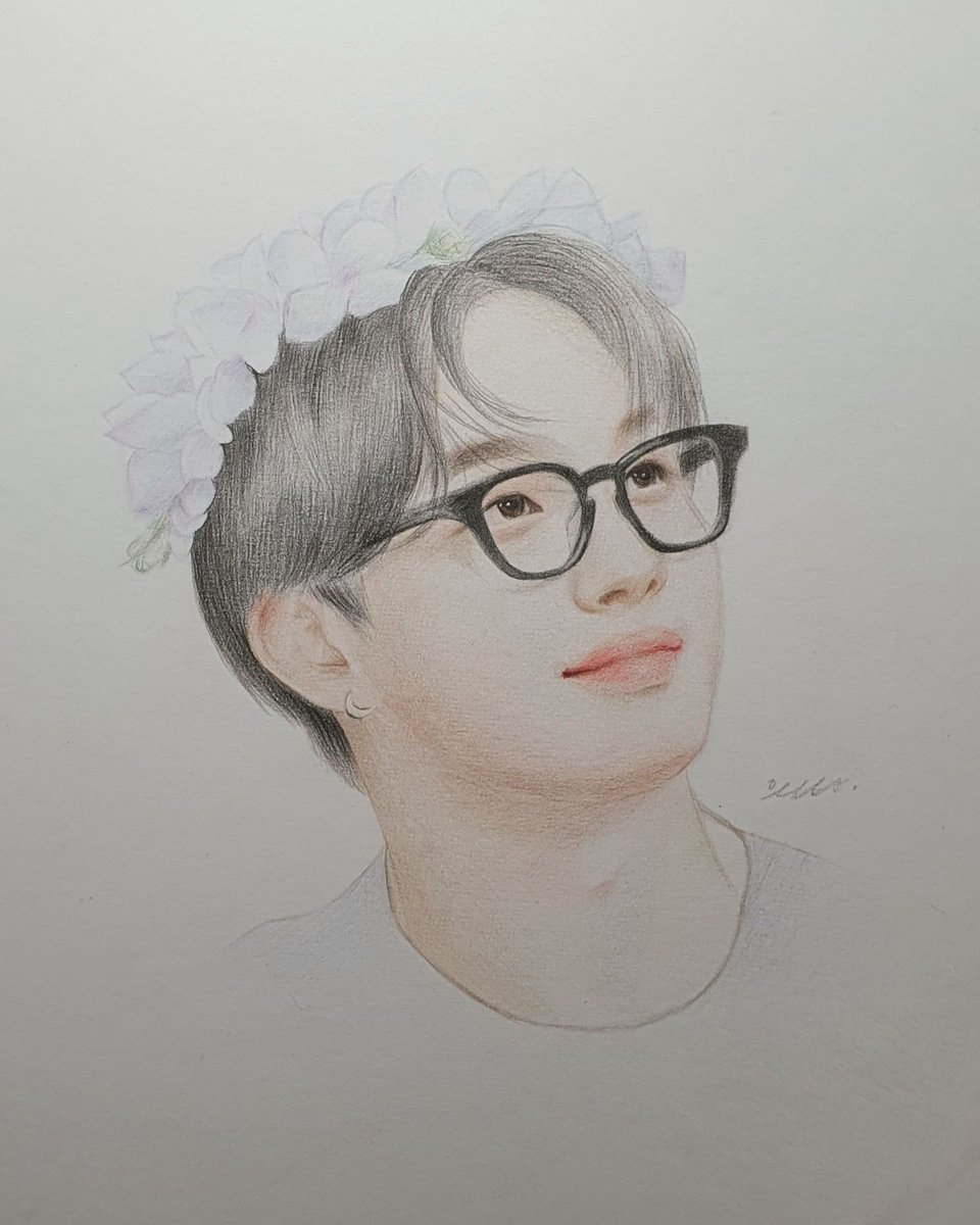 today_btob's tweet photo. 꽃보다현식💙

#임현식 #IM_HYUNSIK 
#비투비 #BTOB https://t.co/oAIexB4TER