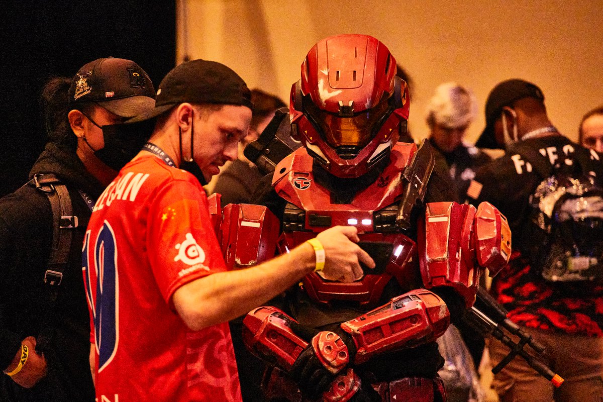 Although the first day of <a href="/HCS/">Halo Esports</a> Raleigh has concluded, the action has only just begun.  Tune in tomorrow as we continue the first #HaloInfinite LAN at 9am PT / 12pm ET. 
 
📺 Twitch.tv/Halo | YouTube.com/Halo