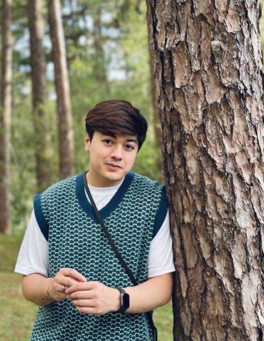 CKTeamOnline's tweet photo. Engage here
Reply

"Stay tuned for CK's performance"

Reply as many as you can with our tags lezgoo!

CHRISTMASAYA WITH CK
@hashtag_CK @starmagicphils 
#charlesKieron #ABSCBNChristmasSpecial2021 https://t.co/c5KE2FQHhd