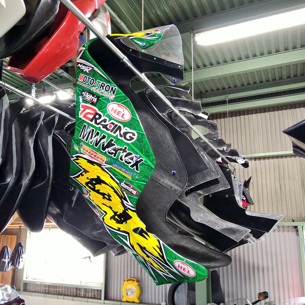 StmStyle8's tweet photo. ほい。
#T2Racing #NSR250R #MC16 #MC18 #MC21 #MC28 #RS250 #NX4 #NX5 #STM #STM認定店 https://t.co/M92CHOku9H