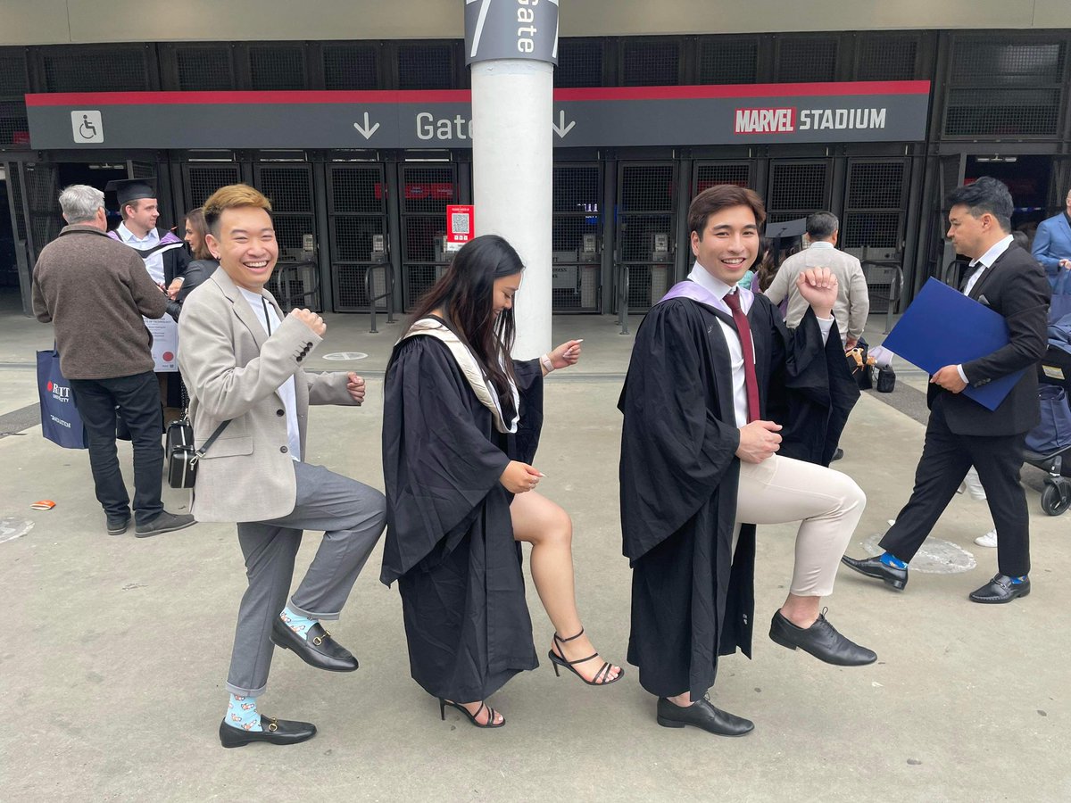 notpeterpham's tweet photo. “now take a silly photo!!” 🤪 https://t.co/7skk0VMfVs