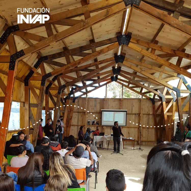 Acompañamos a la Fundación San José Obrero en el acto de cierre del año fundacional de la Escuela de Integración Laboral y Social “Fábrica de Futuro”.
Nos hacemos eco de una de las frases que hoy se escucharon y compartimos: No tenemos futuro como país si no hay lugar para todos.