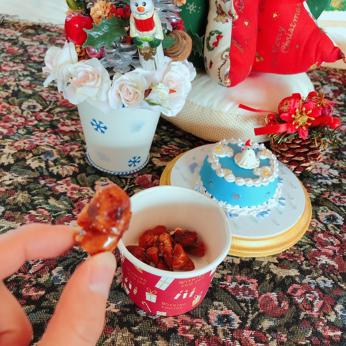 manamu05's tweet photo. クリスマスチキン、、、キャラメリゼナッツ、、、クラムチャウダー、、、🤤🤤🤤美味しすぎる。 https://t.co/OnO9R6pX0Y