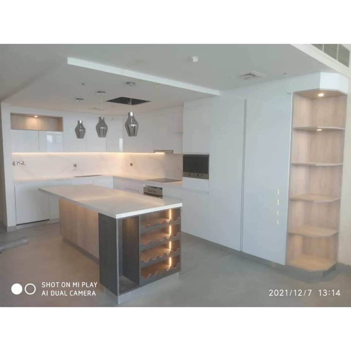 shaficdagher's tweet photo. KITCHEN (Finished Project)

We create kitchen that moves you. Works for you and express your individuality. Aesthetics and exquisite efficiency is in our core.
#ShaficDagher #Kitchen #KitchenCabinet #Kitchethatlast #kitcheninnovation #Kitchendesign #Kitchensolution #kitchen #UAE https://t.co/feY9UQ7UxA