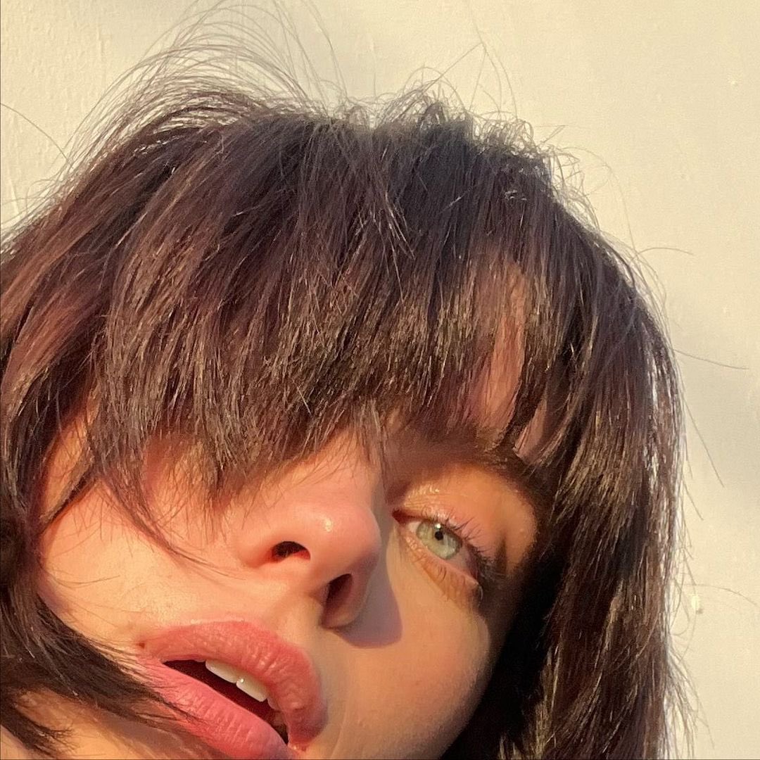 blohsh_05's tweet photo. HAPPY BIRTHDAY TO THE GIRL WHO DESERVES THE WHOLE WORLD I CAN'T EXPLAIN HOW MUCH I LOVE YOU AND ALL I WISH IS UR HAPPINESS THANK YOU FOR EVERYTHING I'M REALLY THANKFUL FOR YOU I WILL LOVE YOU ALWAYS AGAIN HAPPY BIRTHDAY BILLIE I LOVE YOU SO MUCH !!! https://t.co/DjPvVvfUIH