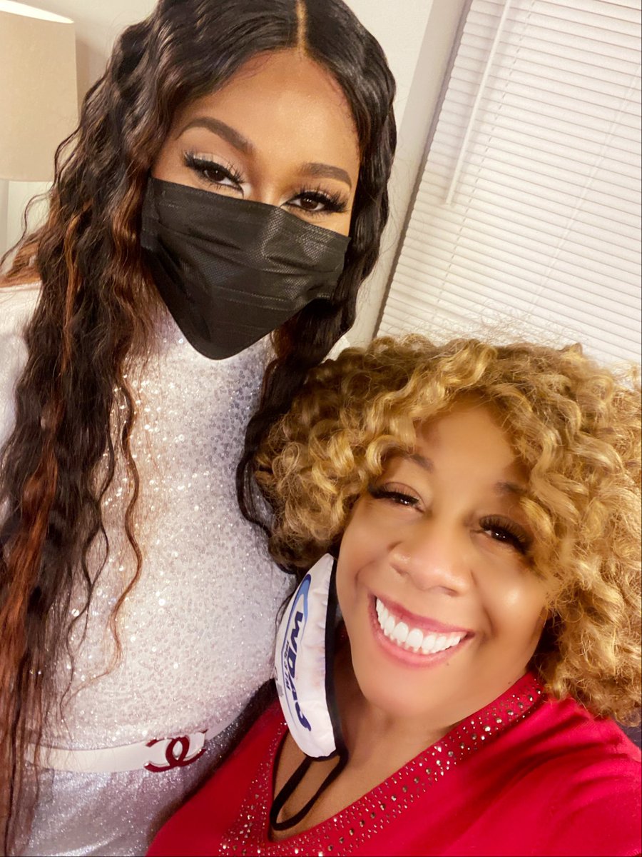 MsPattyJackson's tweet photo. Singer #JazmineSullivan was outstanding in concert @themetphilly #wdasholidayjam https://t.co/DJPi2nZfQz