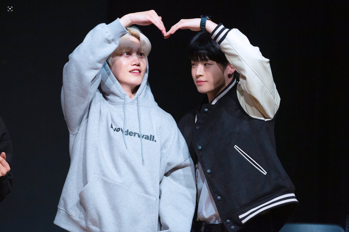 211215
하트 맞추는 리더즈
#온앤오프 #제이어스 #onf #효진