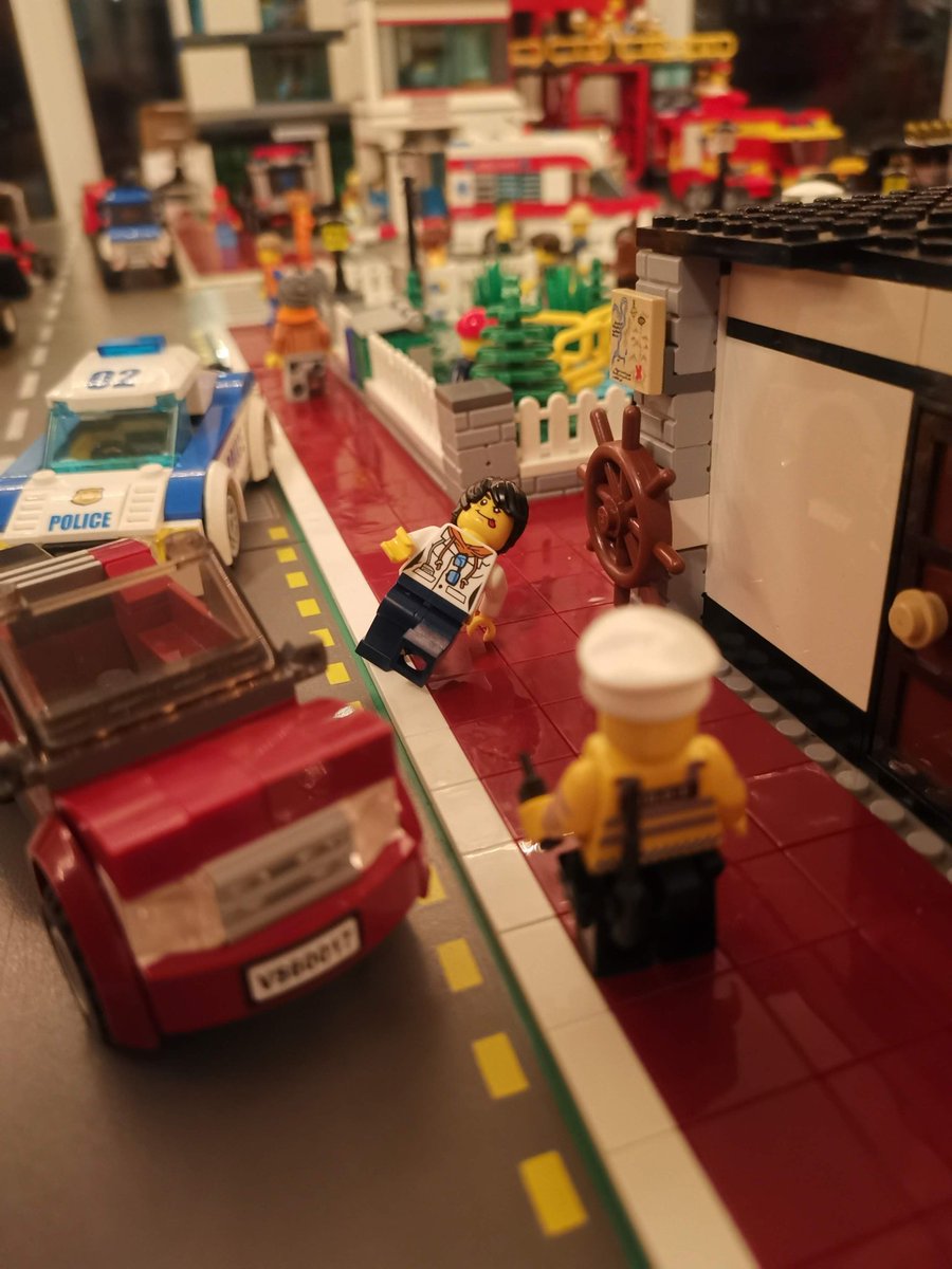 "Hello, McFly... Anybody home... Think McFly, Think"
We honestly can't believe that people are still not getting the message and driving #drunk and #drugged.
It's simple.... Have #nonefortheroad or a #designateddriver but stop #drinkdriving!

#drinkdrivingkills