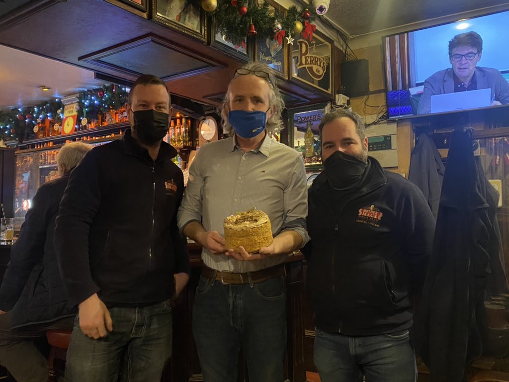 mothermacspub's tweet image. Today we celebrate 6 years in business. It’s been a story of highs and lows but we’ve enjoyed every minute of it. 

We celebrate our birthday with our neighbour and friend @patsyflannery who celebrates 62 years in business today. 
#Limerick #birthday