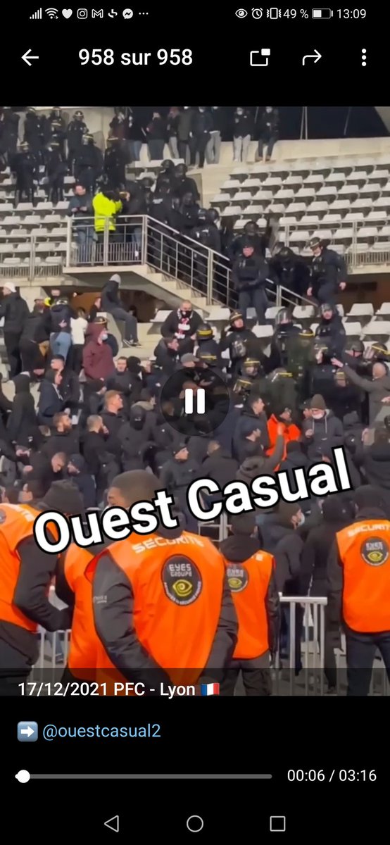 [⚽ EXTRÊME DROITE] - Sur Telegram, l'extrême droite revendique les violences d'hier en tribune du match de coupe de France, Paris FC- Olympique Lyonnais. ⬇️