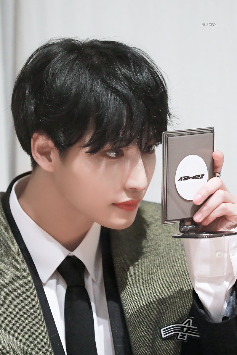 Blazed_403's tweet photo. 211212

🪞🪞

#에이티즈 #ATEEZ #성화 #SEONGHWA https://t.co/nVAXBj4ot7