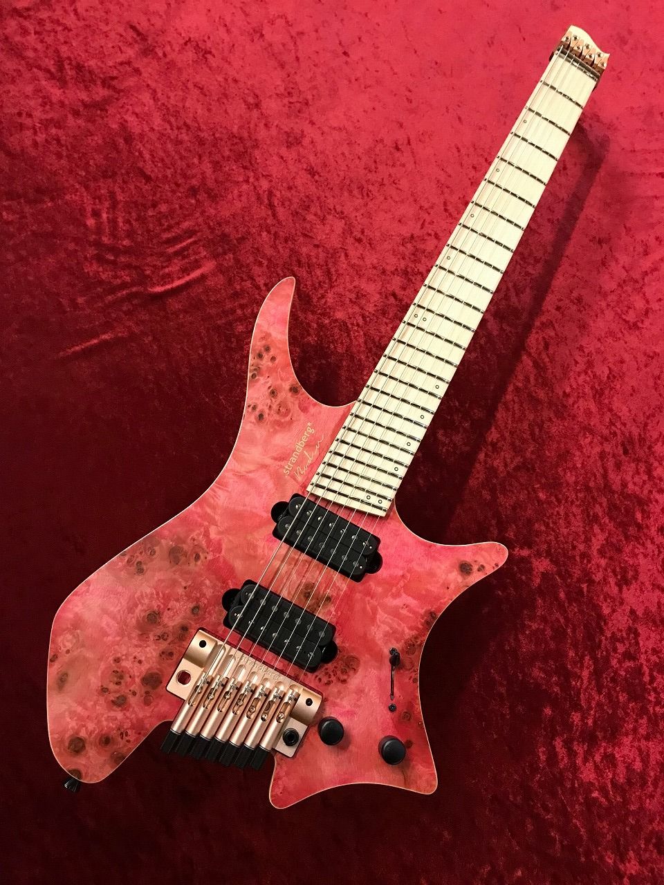 Strandberg J7 Standard Poplar Burl Top ギター Strandberg J7
