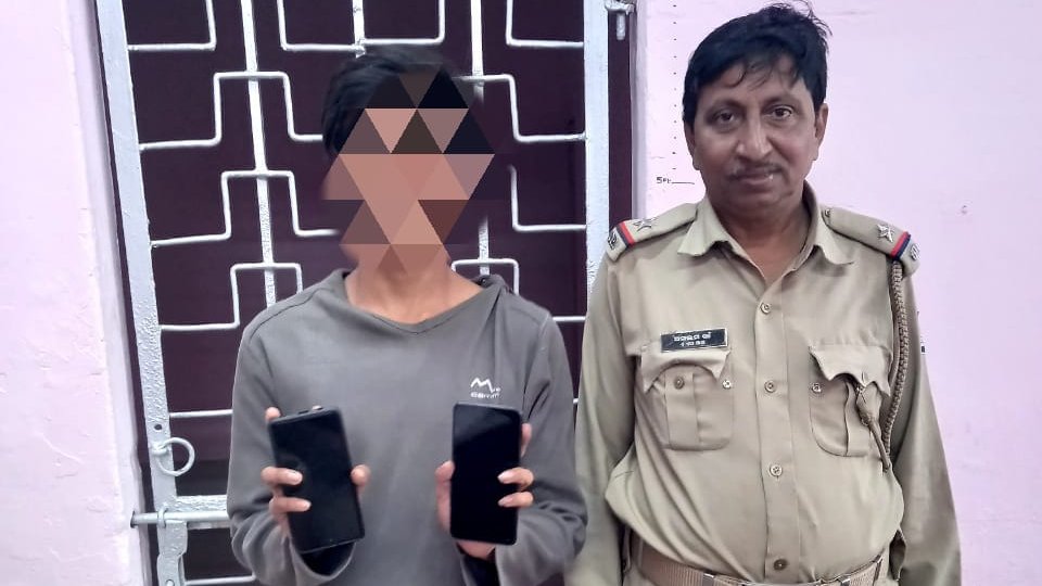 Odisha Railway Police tweet media