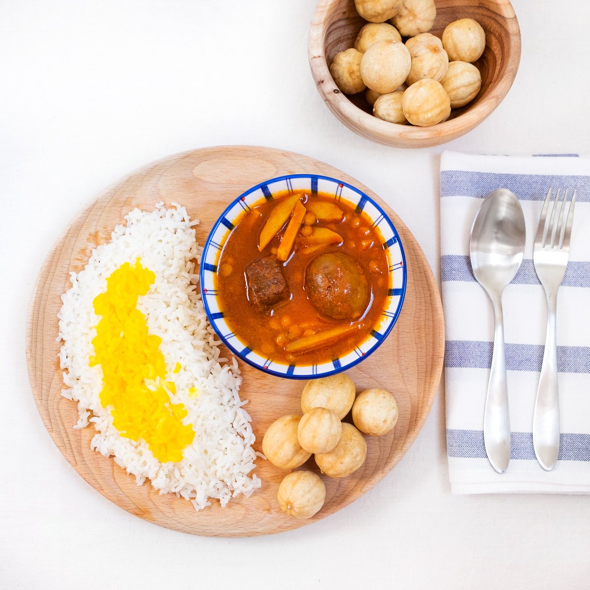 Chiz-e Digar | چیزِ دیگر tweet media