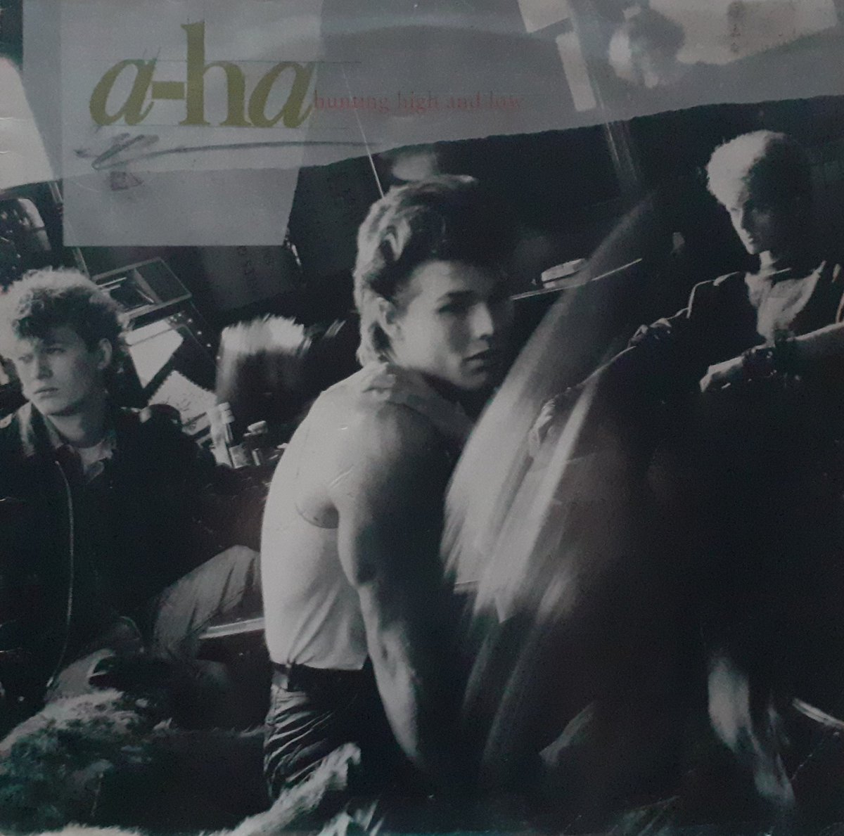 johngstyles's tweet photo. #NowPlaying Hunting High and Low - a-ha
Morning all #CoffeesOn โ https://t.co/VAA92gP59C