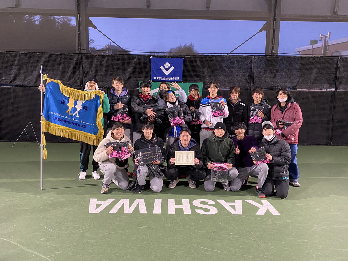 kantotennis's tweet photo. 【クラ対決勝結果！】
本日の吉田記念テニス研修センターにて行われた決勝の結果です！

男子決勝
(1)PCB 2 - 5 (3)UNBALANCE 

女子決勝
(1)PCB 3 - 2 (2)UNBALANCE 

いい試合ばかりでした！選手の皆さん、お疲れ様でした！　

UNBALANCE男子とPCB女子の皆さん、優勝おめでとうございます！ https://t.co/EiN9MInu3G