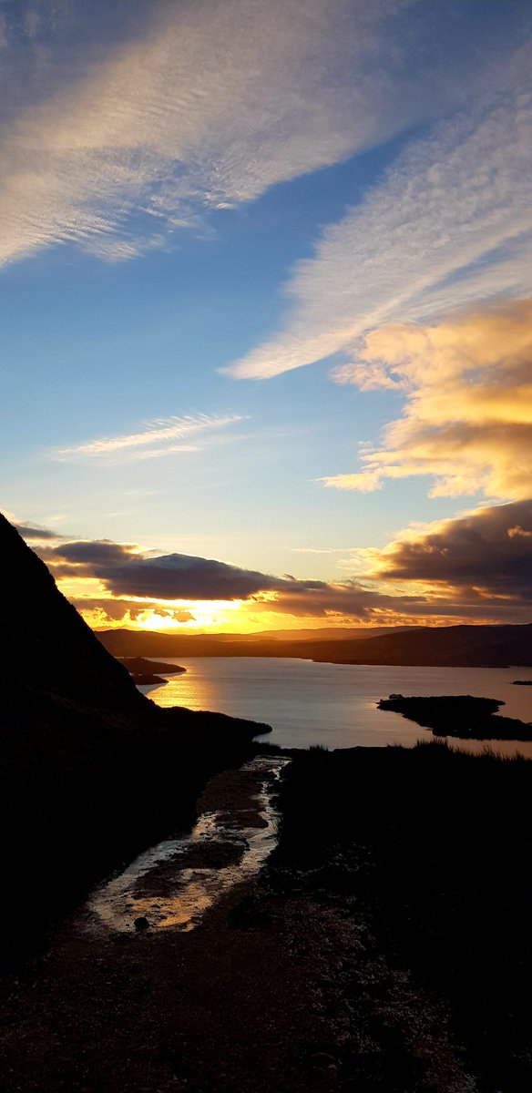 AllyGrant12's tweet photo. A few pics from the other months dauner with Connor/ Conic Hill over looking Loch lomond ❤🏴󠁧󠁢󠁳󠁣󠁴󠁿 https://t.co/RXnUq4PX7C